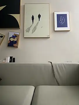 Snapshot of anna_yngs chatting on 09-25-25, 01:04 anna yngs online show from 09-25-25, 01:04