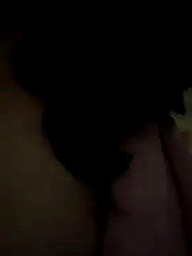 Snapshot of anna_yngs chatting on 10-25-25, 01:13 anna yngs online show from 10-25-25, 01:13