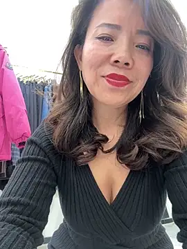 Snapshot of anna_yngs chatting on 11-09-25, 12:25 anna yngs online show from 11-09-25, 12:25