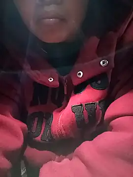 Snapshot of __Sexxy__ chatting on 12-16-25, 04:12 Sexxy online show from 12-16-25, 04:12