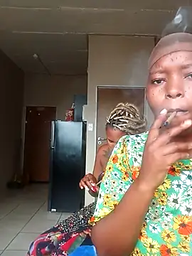 Snapshot of tse_nyane chatting on 10-12-25, 08:35 tse nyane online show from 10-12-25, 08:35