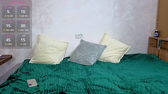 Emily0303 online show from 10-28-25, 06:10