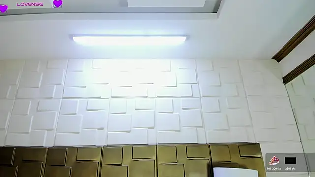 VioletLux online show from 10-21-25, 07:47