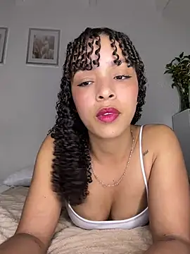 Snapshot of Yasmin777_ chatting on 07-08-26, 12:15 Yasmin777 online show from 07-08-26, 12:15