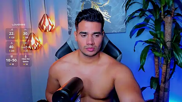 Snapshot of AndresR3 chatting on 11-27-25, 11:51 AndresR3 online show from 11-27-25, 11:51