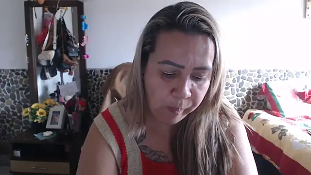 Miilu74 online show from 12-14-25, 09:19