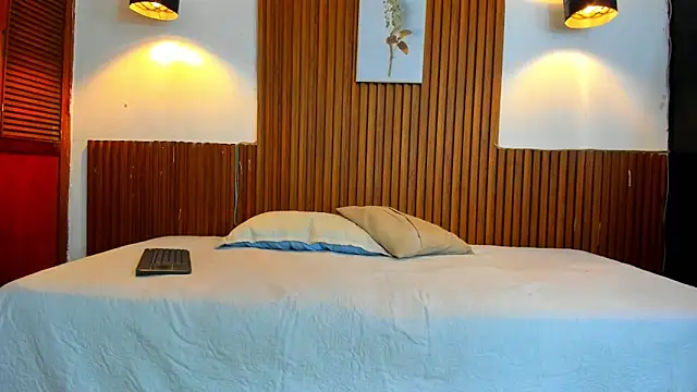 David niet online show from 10-28-25, 06:10