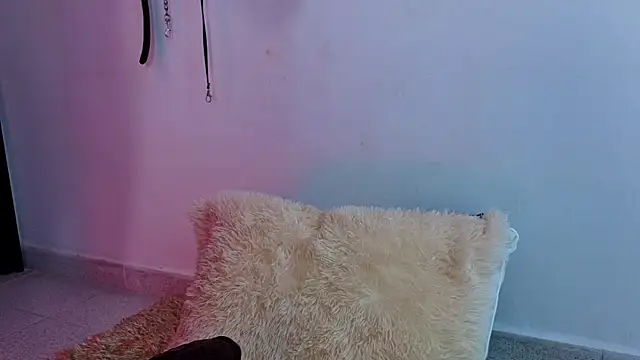 Issafoxx online show from 04-13-26, 12:10