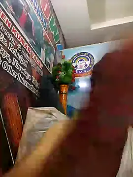 Snapshot of urdreamman chatting on 04-30-26, 08:53 urdreamman online show from 04-30-26, 08:53