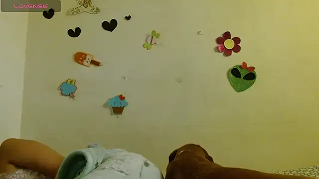 Akasha001 online show from 10-30-25, 12:17