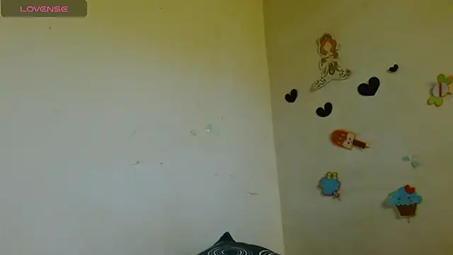 Akasha001 online show from 11-11-25, 08:31