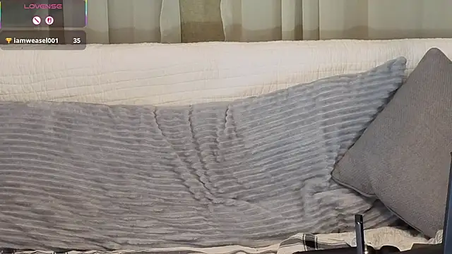 Snapshot of kohlbird chatting on 02-19-26, 05:36 kohlbird online show from 02-19-26, 05:36