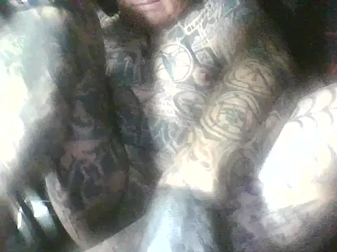 Snapshot of object857 chatting on 10-23-25, 10:03 object857 online show from 10-23-25, 10:03