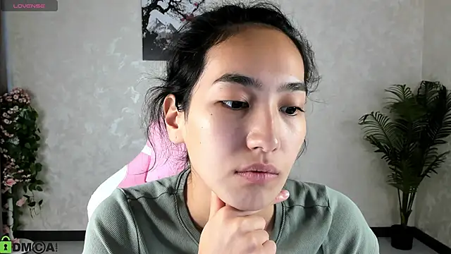 FlirtyAura online show from 09-29-25, 03:00