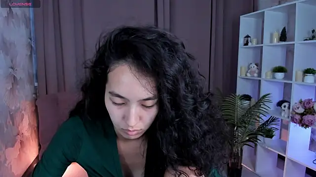 FlirtyAura online show from 07-21-26, 03:42