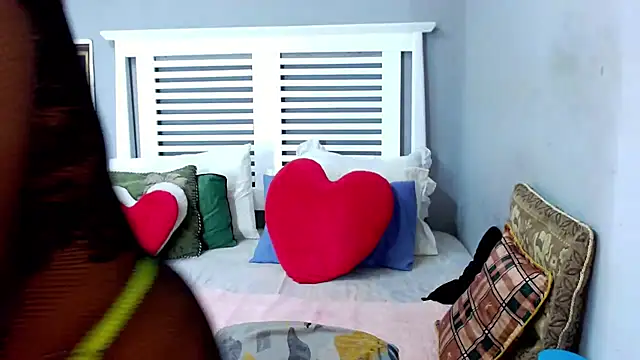 Snapshot of SativaHot96 chatting on 01-07-26, 07:49 SativaHot96 online show from 01-07-26, 07:49