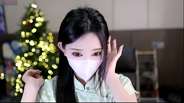 Snapshot of yaya_1888 chatting on 11-09-25, 12:14 yaya 1888 online show from 11-09-25, 12:14