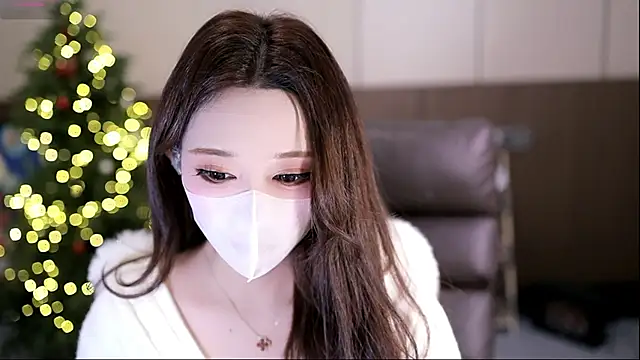 Snapshot of yaya_1888 chatting on 11-25-25, 11:54 yaya 1888 online show from 11-25-25, 11:54