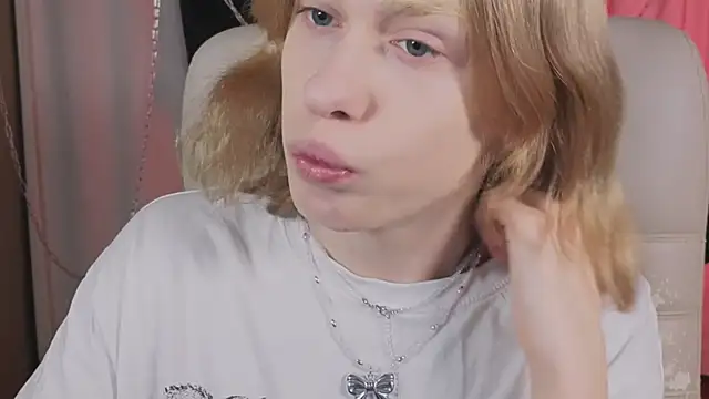 BarbieRichy online show from 10-30-25, 05:53