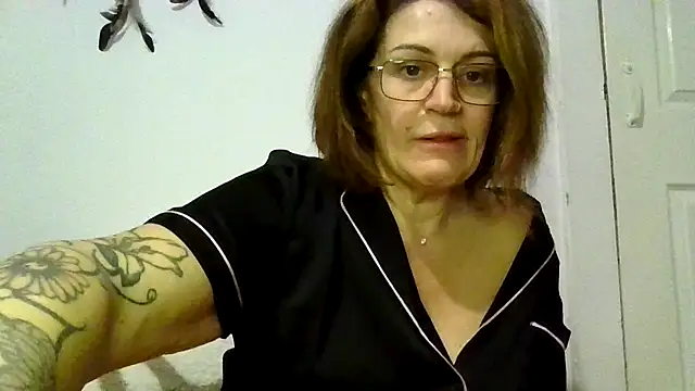 RubyyRosee online show from 11-23-25, 09:47