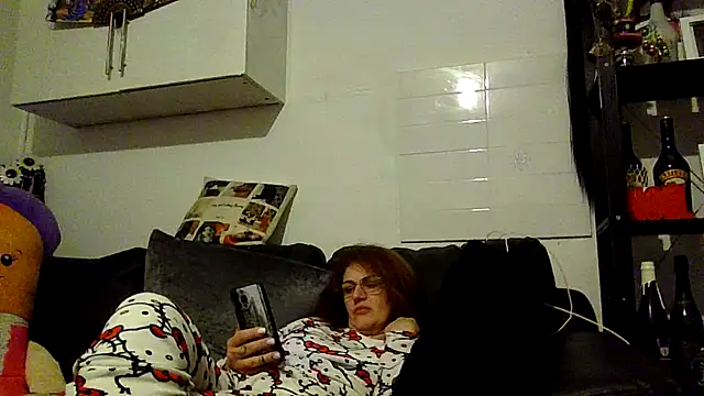 RubyyRosee online show from 12-18-25, 12:49