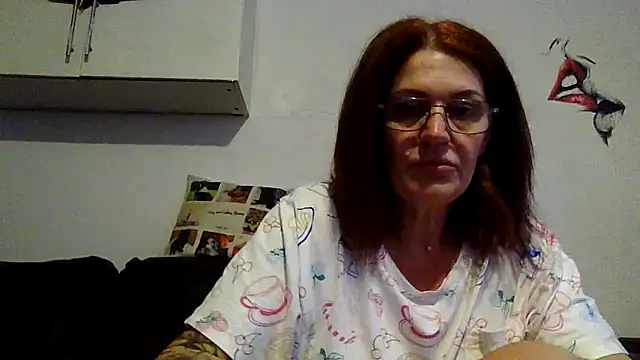 Snapshot of RubyyRosee chatting on 05-11-26, 08:09 RubyyRosee online show from 05-11-26, 08:09