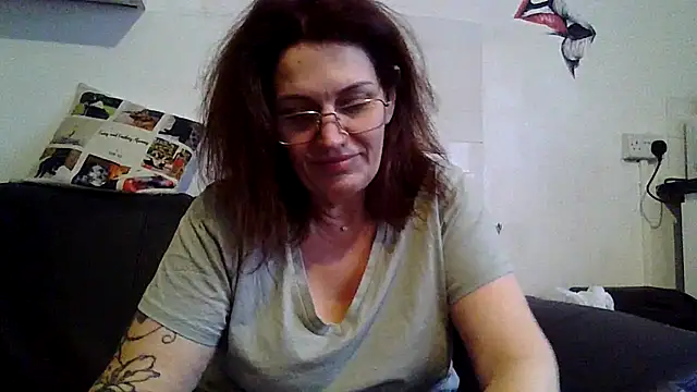 Snapshot of RubyyRosee chatting on 05-19-26, 01:28 RubyyRosee online show from 05-19-26, 01:28