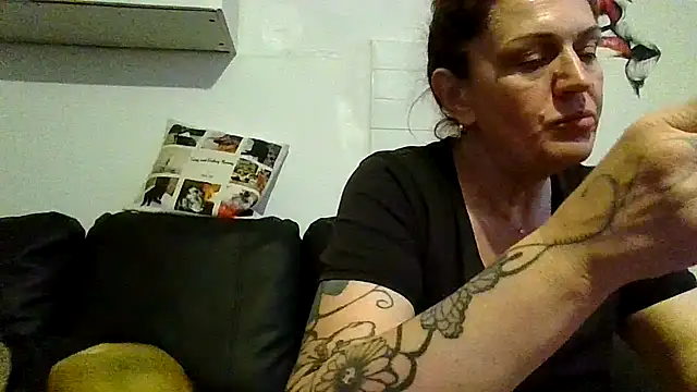 Snapshot of RubyyRosee chatting on 05-23-26, 06:56 RubyyRosee online show from 05-23-26, 06:56