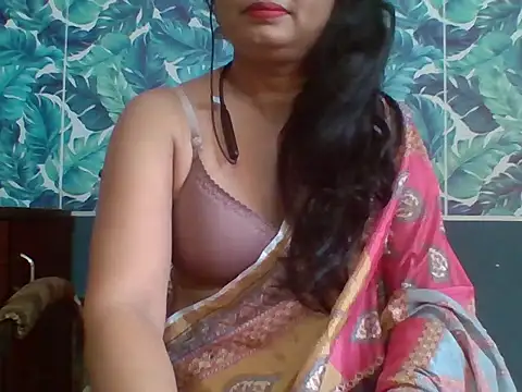 Snapshot of Marathi_q4een01 chatting on 05-07-26, 03:45 Marathi q4een01 online show from 05-07-26, 03:45