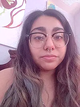 Lovelyrainn online show from 12-15-25, 03:27