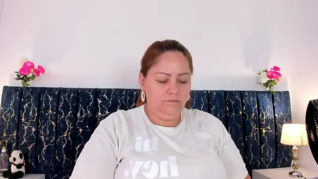 katte landerr online show from 05-28-26, 01:08
