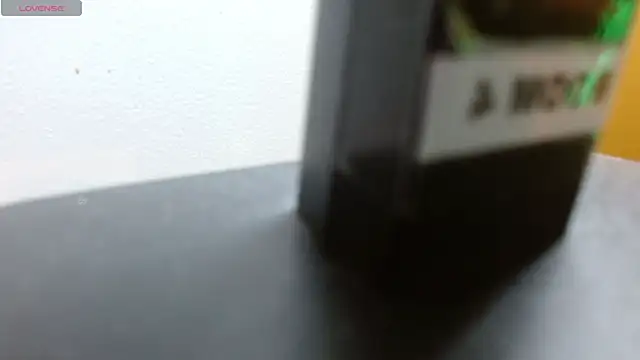 Snapshot of tinisweet chatting on 09-30-25, 03:33 tinisweet online show from 09-30-25, 03:33