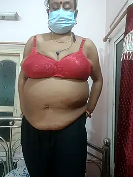 Snapshot of Barna_Love chatting on 04-28-26, 06:46 Barna Love online show from 04-28-26, 06:46