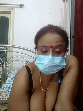Snapshot of Barna_Love chatting on 05-02-26, 06:46 Barna Love online show from 05-02-26, 06:46