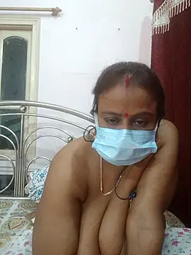 Snapshot of Barna_Love chatting on 05-04-26, 05:31 Barna Love online show from 05-04-26, 05:31