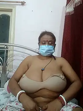 Snapshot of Barna_Love chatting on 05-14-26, 06:15 Barna Love online show from 05-14-26, 06:15