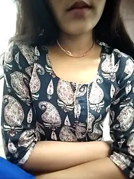 Naina 04 online show from 09-13-25, 04:07