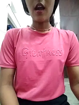 Naina 04 online show from 09-25-25, 04:11