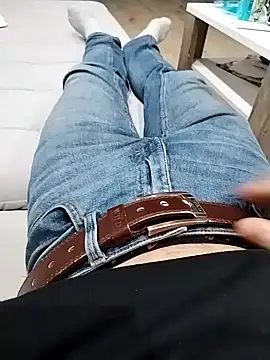 Pio185 online show from 11-17-25, 08:58