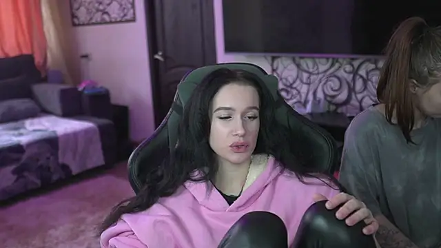 Snapshot of lis_silver chatting on 02-09-26, 10:30 lis silver online show from 02-09-26, 10:30