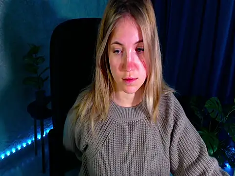 Snapshot of arlana_klart chatting on 09-16-25, 01:17 arlana klart online show from 09-16-25, 01:17