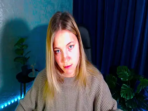 Snapshot of arlana_klart chatting on 09-23-25, 01:08 arlana klart online show from 09-23-25, 01:08