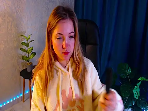 Snapshot of arlana_klart chatting on 10-11-25, 01:27 arlana klart online show from 10-11-25, 01:27