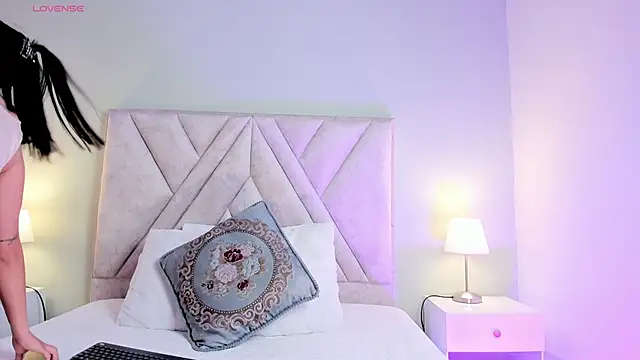 angelica cross  online show from 09-19-25, 08:31