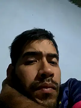 Snapshot of Emabracamonte95 chatting on 11-06-25, 10:21 Emabracamonte95 online show from 11-06-25, 10:21