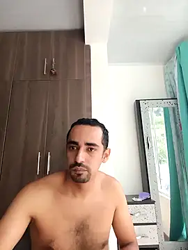 stivenlujan69 online show from 01-14-26, 04:12