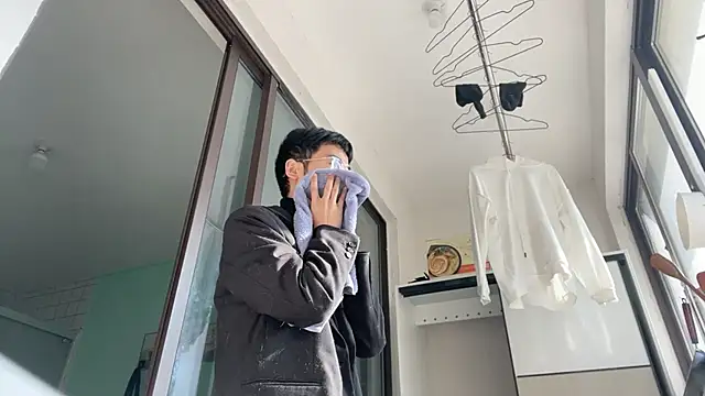 Snapshot of cily chatting on 01-16-26, 06:28 cily online show from 01-16-26, 06:28