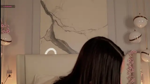 Snapshot of AdoraCortes chatting on 11-19-25, 05:07 AdoraCortes online show from 11-19-25, 05:07