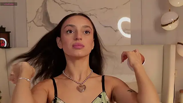 Snapshot of AdoraCortes chatting on 12-04-25, 05:06 AdoraCortes online show from 12-04-25, 05:06