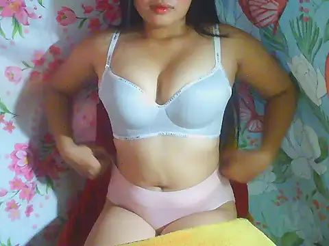 Snapshot of Katie_Winslet chatting on 01-13-26, 11:54 Katie Winslet online show from 01-13-26, 11:54